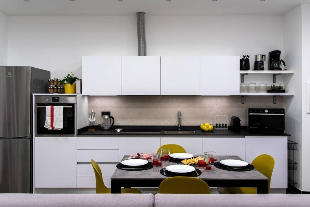 Apartmán Largodoria - Viaarchivolto, Box Auto Privato Incluso Albenga Exteriér fotografie